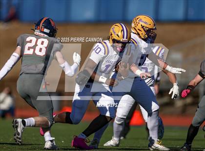 Thumbnail 2 in Lake Braddock vs West Springfield (VHSL Class 6 Region Final) photogallery.