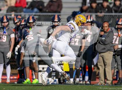 Thumbnail 1 in Lake Braddock vs West Springfield (VHSL Class 6 Region Final) photogallery.