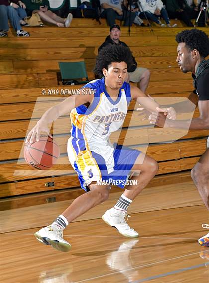 Thumbnail 2 in El Cerrito vs. Benicia (Adidas Challenge) photogallery.