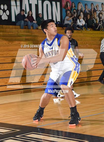 Thumbnail 2 in El Cerrito vs. Benicia (Adidas Challenge) photogallery.