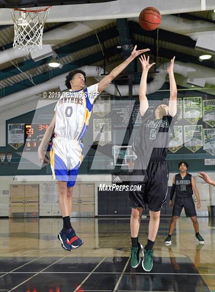 Thumbnail 1 in El Cerrito vs. Benicia (Adidas Challenge) photogallery.