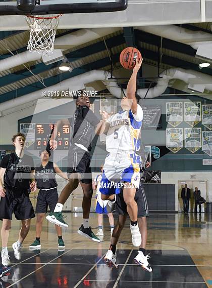 Thumbnail 3 in El Cerrito vs. Benicia (Adidas Challenge) photogallery.
