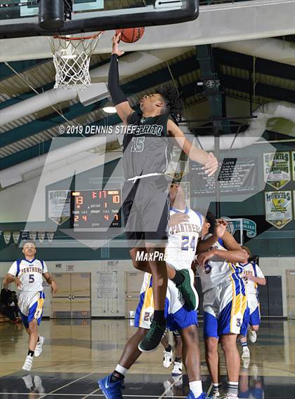 Thumbnail 3 in El Cerrito vs. Benicia (Adidas Challenge) photogallery.