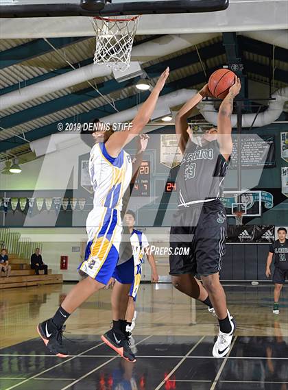 Thumbnail 2 in El Cerrito vs. Benicia (Adidas Challenge) photogallery.