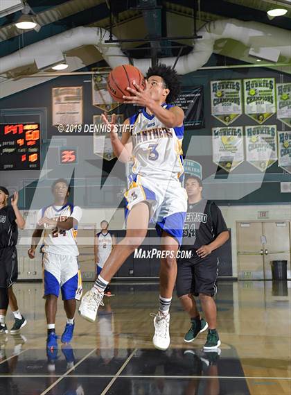 Thumbnail 1 in El Cerrito vs. Benicia (Adidas Challenge) photogallery.