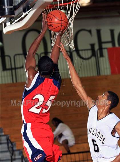 Thumbnail 3 in Alief Taylor vs. North Forest (McDonald’s Texas Invitational) photogallery.