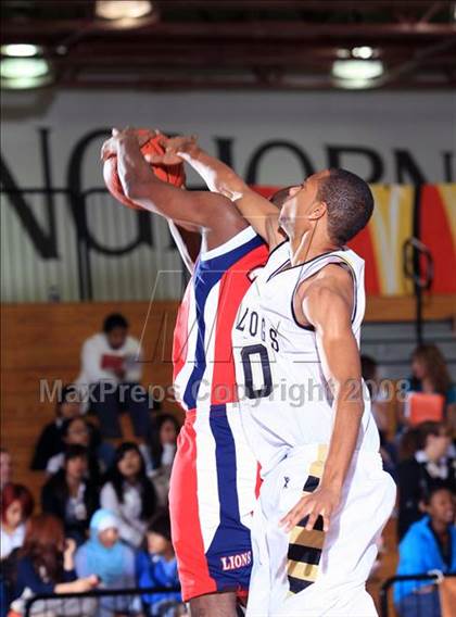 Thumbnail 3 in Alief Taylor vs. North Forest (McDonald’s Texas Invitational) photogallery.