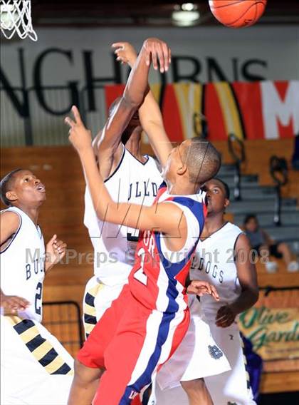Thumbnail 2 in Alief Taylor vs. North Forest (McDonald’s Texas Invitational) photogallery.