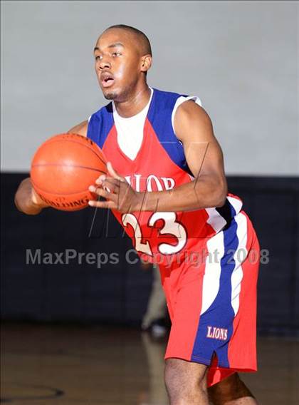 Thumbnail 3 in Alief Taylor vs. North Forest (McDonald’s Texas Invitational) photogallery.
