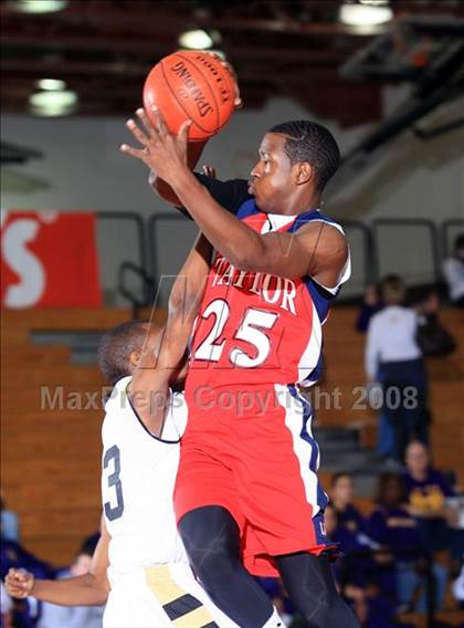 Thumbnail 1 in Alief Taylor vs. North Forest (McDonald’s Texas Invitational) photogallery.