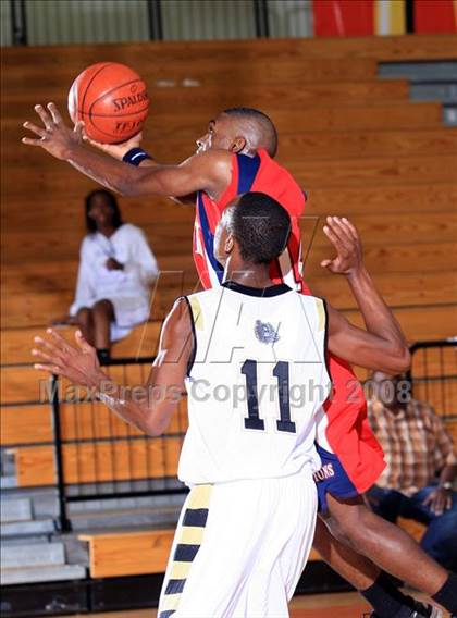 Thumbnail 1 in Alief Taylor vs. North Forest (McDonald’s Texas Invitational) photogallery.