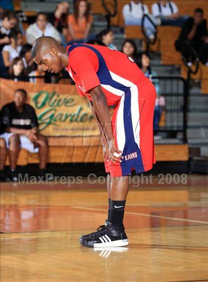 Thumbnail 2 in Alief Taylor vs. North Forest (McDonald’s Texas Invitational) photogallery.