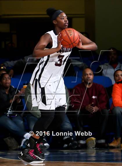 Thumbnail 1 in Ossining vs North Rockland (Section 1 Class AA Final) photogallery.