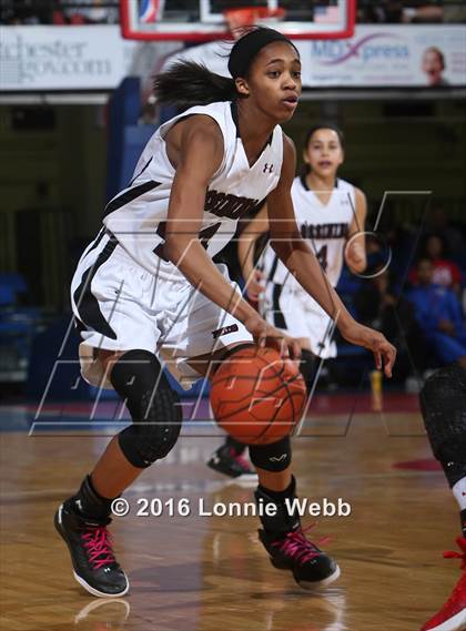 Thumbnail 2 in Ossining vs North Rockland (Section 1 Class AA Final) photogallery.