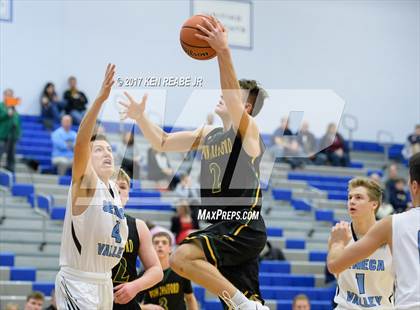 Thumbnail 3 in Penn-Trafford vs. Seneca Valley (Hempfield Tip-Off Tournament) photogallery.