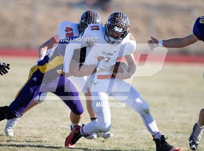 Thumbnail 1 in La Junta vs. Bayfield (CHSAA 2017 2A Final) photogallery.