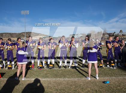 Thumbnail 2 in La Junta vs. Bayfield (CHSAA 2017 2A Final) photogallery.