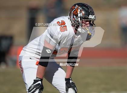 Thumbnail 3 in La Junta vs. Bayfield (CHSAA 2017 2A Final) photogallery.