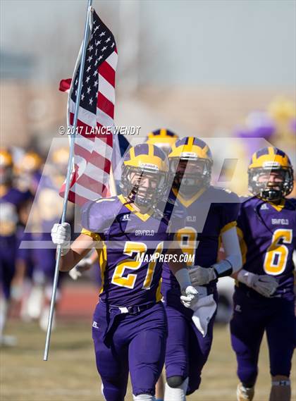 Thumbnail 2 in La Junta vs. Bayfield (CHSAA 2017 2A Final) photogallery.