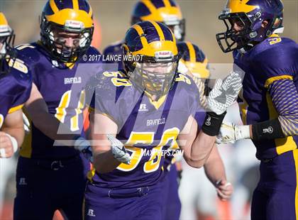 Thumbnail 1 in La Junta vs. Bayfield (CHSAA 2017 2A Final) photogallery.