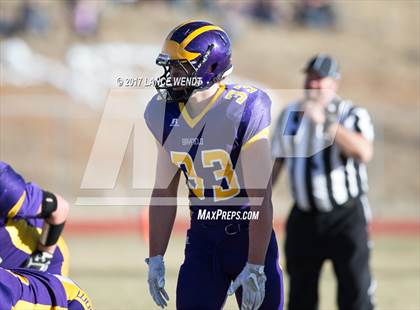 Thumbnail 3 in La Junta vs. Bayfield (CHSAA 2017 2A Final) photogallery.