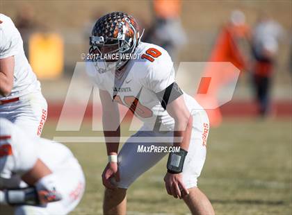 Thumbnail 3 in La Junta vs. Bayfield (CHSAA 2017 2A Final) photogallery.