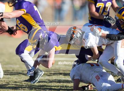 Thumbnail 2 in La Junta vs. Bayfield (CHSAA 2017 2A Final) photogallery.