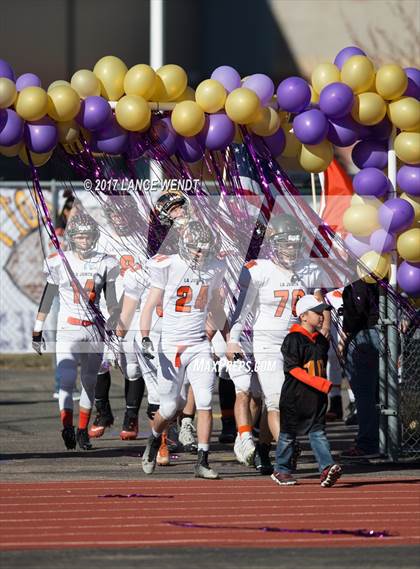Thumbnail 3 in La Junta vs. Bayfield (CHSAA 2017 2A Final) photogallery.