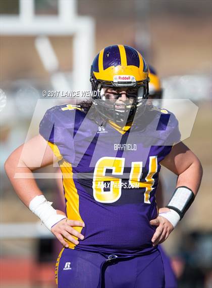 Thumbnail 2 in La Junta vs. Bayfield (CHSAA 2017 2A Final) photogallery.