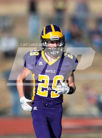 Thumbnail 1 in La Junta vs. Bayfield (CHSAA 2017 2A Final) photogallery.