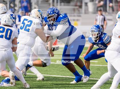 Thumbnail 3 in Edna vs. Lago Vista (UIL 3A Regional Playoffs) photogallery.