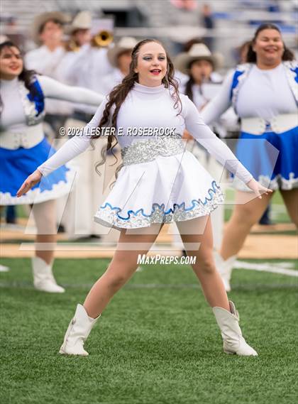 Thumbnail 1 in Edna vs. Lago Vista (UIL 3A Regional Playoffs) photogallery.