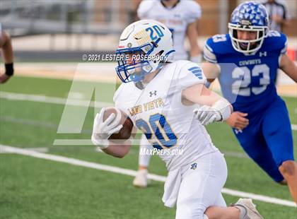 Thumbnail 2 in Edna vs. Lago Vista (UIL 3A Regional Playoffs) photogallery.