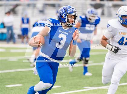Thumbnail 2 in Edna vs. Lago Vista (UIL 3A Regional Playoffs) photogallery.