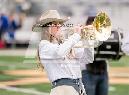 Thumbnail 2 in Edna vs. Lago Vista (UIL 3A Regional Playoffs) photogallery.