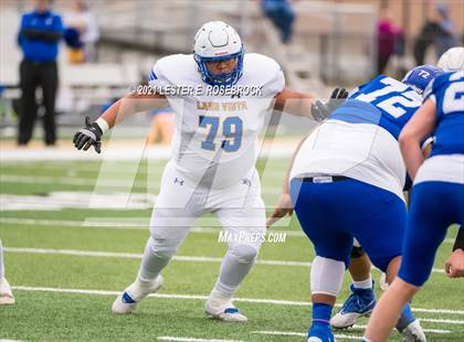 Thumbnail 3 in Edna vs. Lago Vista (UIL 3A Regional Playoffs) photogallery.
