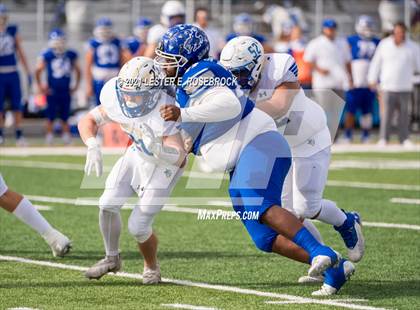 Thumbnail 2 in Edna vs. Lago Vista (UIL 3A Regional Playoffs) photogallery.