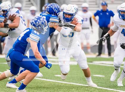Thumbnail 2 in Edna vs. Lago Vista (UIL 3A Regional Playoffs) photogallery.