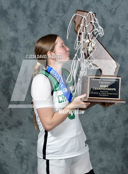 Thumbnail 1 in St. Bernard's (CIF State D4 Awards) photogallery.