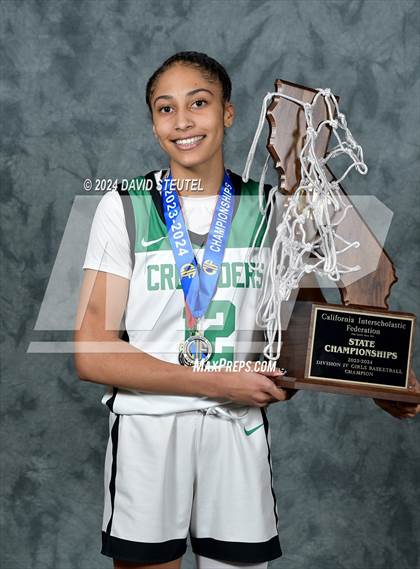 Thumbnail 1 in St. Bernard's (CIF State D4 Awards) photogallery.