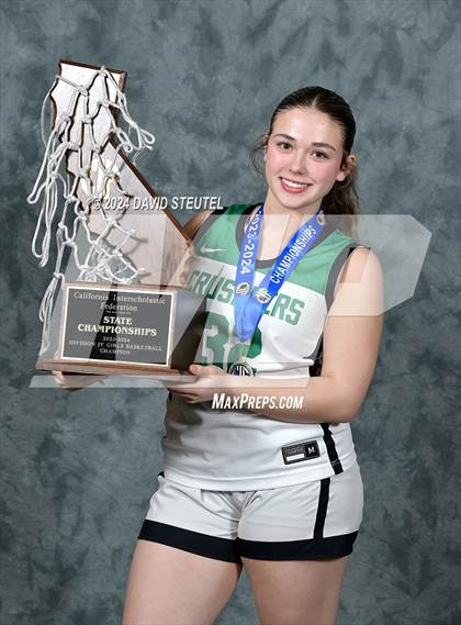 Thumbnail 2 in St. Bernard's (CIF State D4 Awards) photogallery.