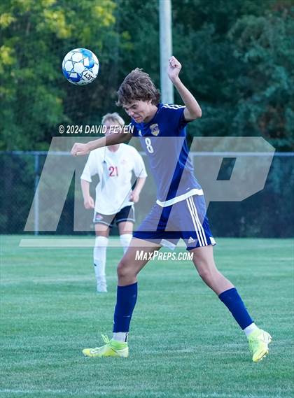 Thumbnail 1 in Arrowhead @ Kettle Moraine photogallery.