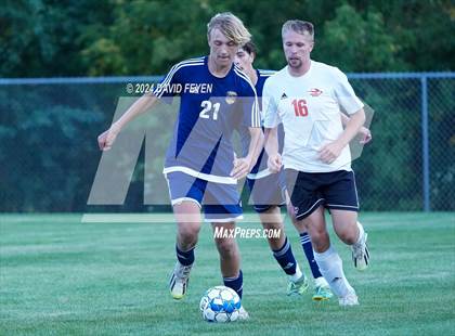 Thumbnail 1 in Arrowhead @ Kettle Moraine photogallery.