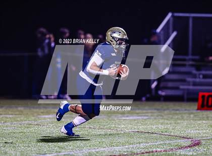 Thumbnail 2 in Walpole @ Needham photogallery.