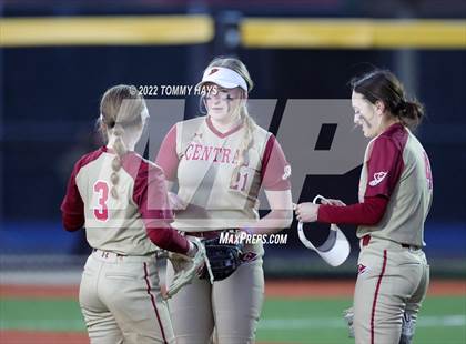 Thumbnail 3 in Keller Central vs Brock (Brock Tournament) photogallery.