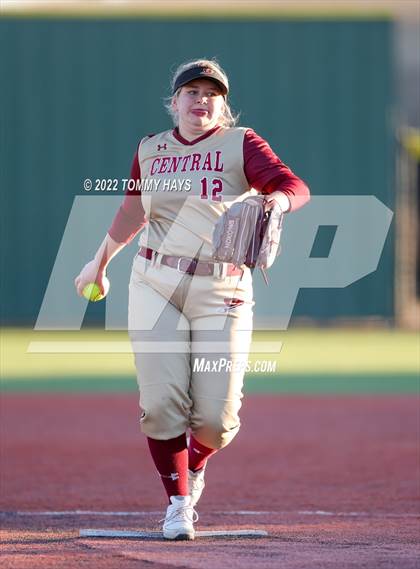 Thumbnail 1 in Keller Central vs Brock (Brock Tournament) photogallery.