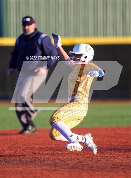 Thumbnail 1 in Keller Central vs Brock (Brock Tournament) photogallery.