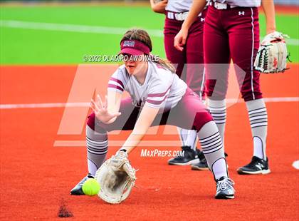 Thumbnail 1 in Wylie vs. Mansfield Legacy (UIL6A Softball Regions 2 Area) photogallery.