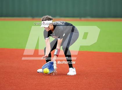 Thumbnail 2 in Wylie vs. Mansfield Legacy (UIL6A Softball Regions 2 Area) photogallery.