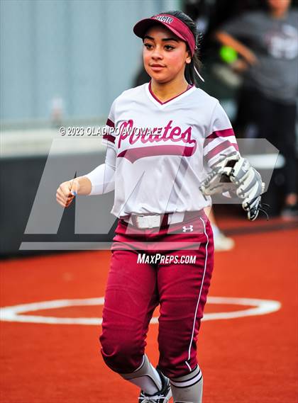 Thumbnail 2 in Wylie vs. Mansfield Legacy (UIL6A Softball Regions 2 Area) photogallery.